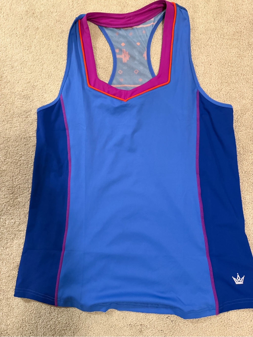 Crowned athletics powerful hermana flow tank -L
